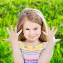 Smalto per unghie per bambini a base d'acqua e vegan, pelabile - Rock Star, arancione con glitter - 9ml - SuncoatGirl