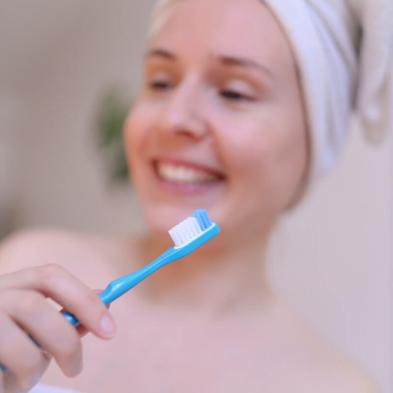 Brosse à dents rechargeable en bioplastique, fabriquée en France - Bleu - Lamazuna